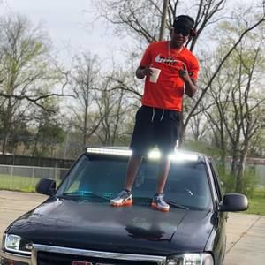 Meet your Posher, Marcus